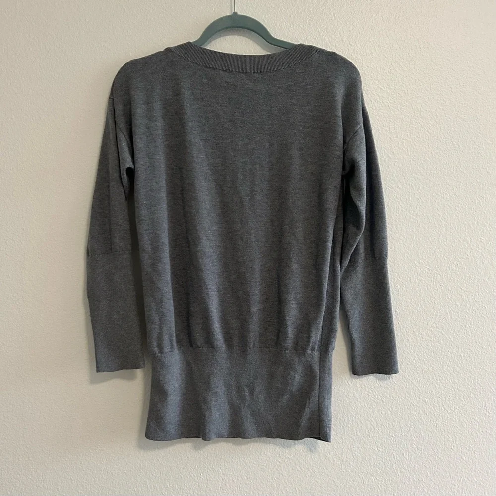 Cozy Warm Soft Gray Long Sleeve Sweater Top - Picture 2 of 3